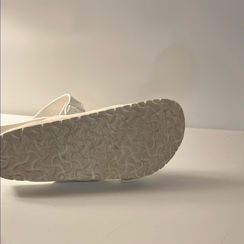 Evo Birkenstock Arizona Classic White Sandals - Picture 4 of 4